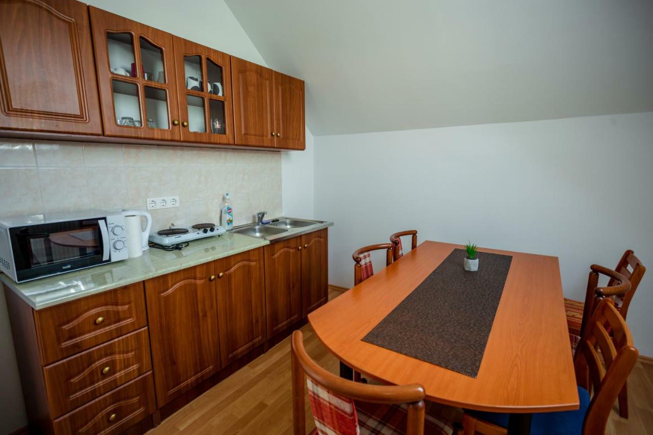 Teraszos Vendeghaz Apartment Keszthely Bagian luar foto